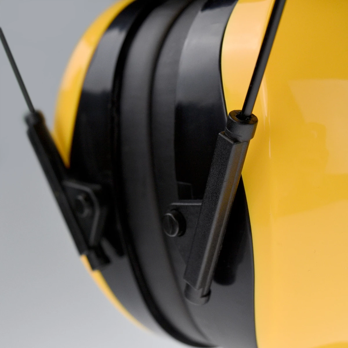 DEWALT Interceptor Earmuff, DPG62-C 4 DEWALT Interceptor Earmuff, DPG62-C - Image 2