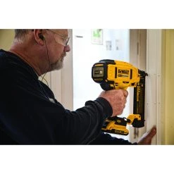 DEWALT Brad Nailer Kit, 20V MAX XR, 18-Gauge, DCN680D1 -Tools Elegant shop sftp a s assets20210521000000041