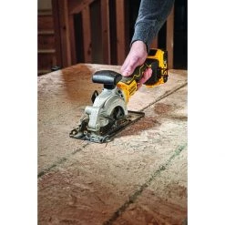 DEWALT Atomic Brushless Cordless Circular Saw (Tool Only), 20V MAX, 4-1/2 IN, DCS571B -Tools Elegant shop sftp a s assets20210610000000119