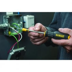 DEWALT Maxfit Screwdriver Set, 8-Piece, DWHT62058 5 DEWALT Maxfit Screwdriver Set, 8-Piece, DWHT62058 -Tools Elegant shop sftp a s assets20210610000000163